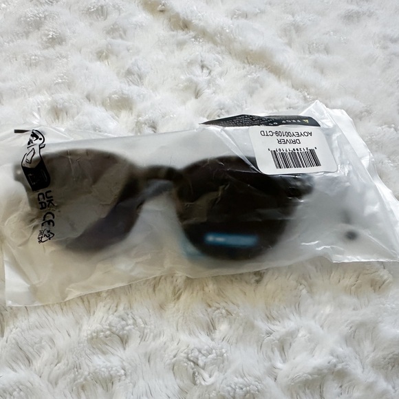 NWT- Dot Dash by Billabong Driver Unisex Sunglasses || CTD - Picture 2 of 9